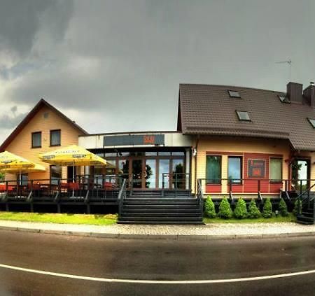 Hotel Salos Troki Zewnętrze zdjęcie